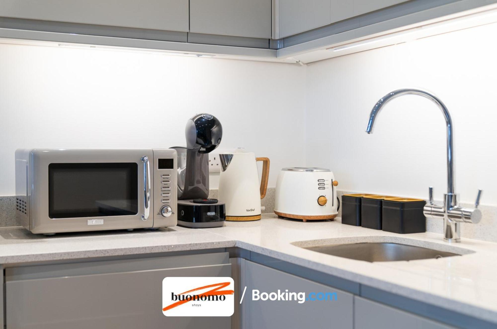 Two Bedroom Apartment At Buonomo Stays Short Lets & Serviced Accommodation Close To Wimbledon Tennis Courts 런던 외부 사진
