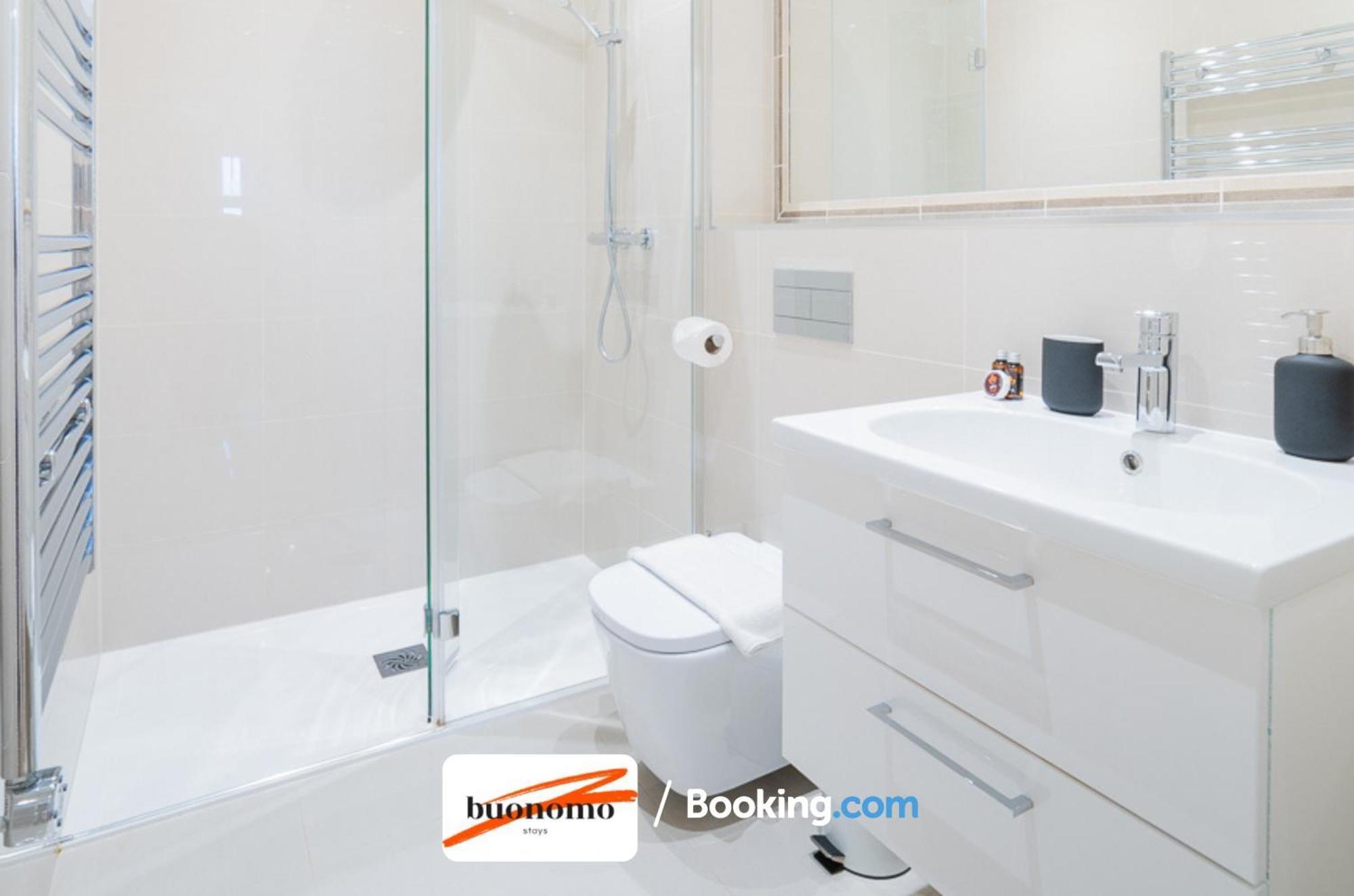 Two Bedroom Apartment At Buonomo Stays Short Lets & Serviced Accommodation Close To Wimbledon Tennis Courts 런던 외부 사진