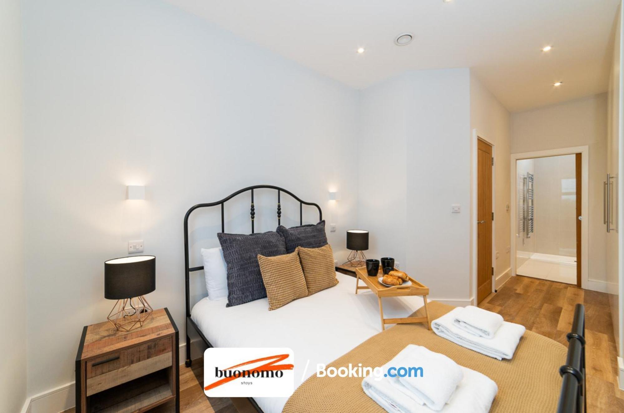 Two Bedroom Apartment At Buonomo Stays Short Lets & Serviced Accommodation Close To Wimbledon Tennis Courts 런던 외부 사진