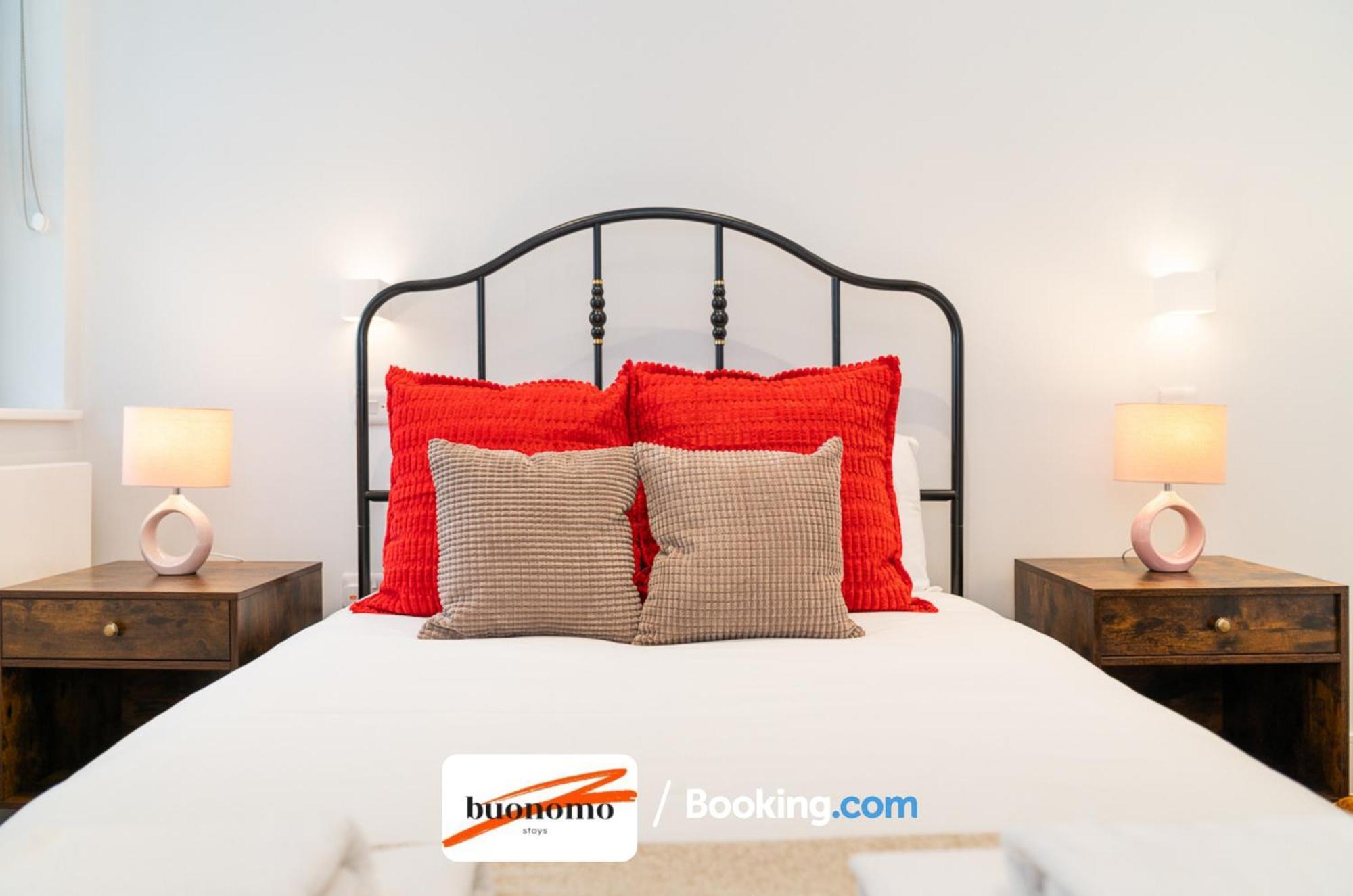 Two Bedroom Apartment At Buonomo Stays Short Lets & Serviced Accommodation Close To Wimbledon Tennis Courts 런던 외부 사진