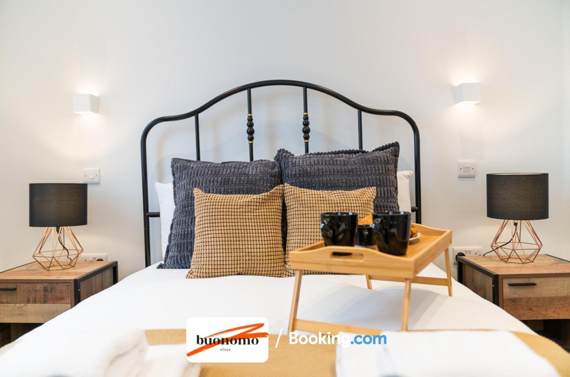 Two Bedroom Apartment At Buonomo Stays Short Lets & Serviced Accommodation Close To Wimbledon Tennis Courts 런던 외부 사진